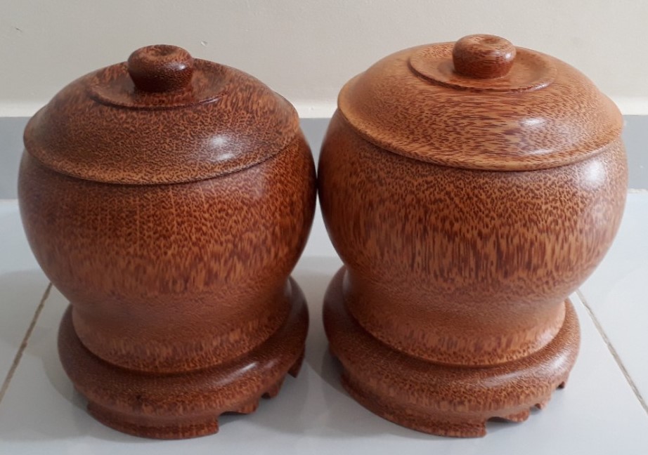 Vỏ bình giữ ấm trà làm từ gỗ dừa Bến Tre