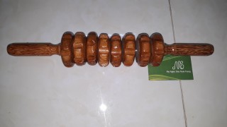 Dụng cụ massage Lưng 8 bánh gỗ dừa